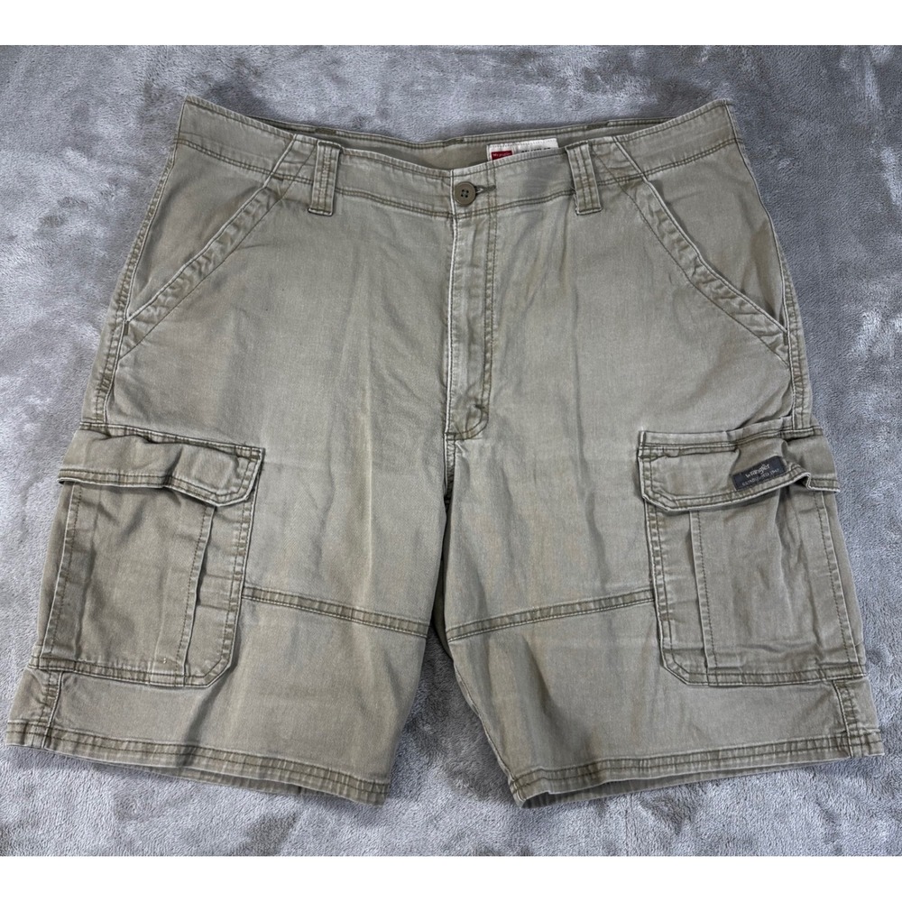 Wrangler Cargo Shorts Mens 38 Khaki Tan Excellent Relaxed Fit 60AAWEW Stretch